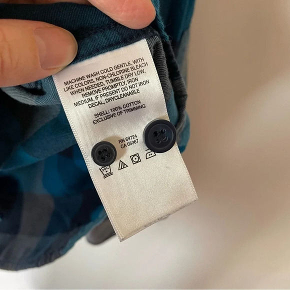 Columbia Out and Back™ II Long Sleeve Button Up Shirt Blue Size Medium - Picture 6 of 7